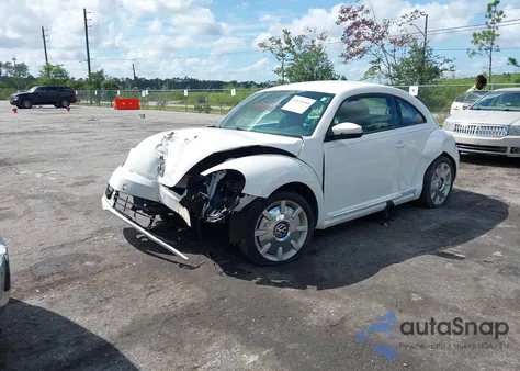 2012 Volkswagen Beetle 2.5L from USA, damaged, VIN 3VWJP7AT1CM626897